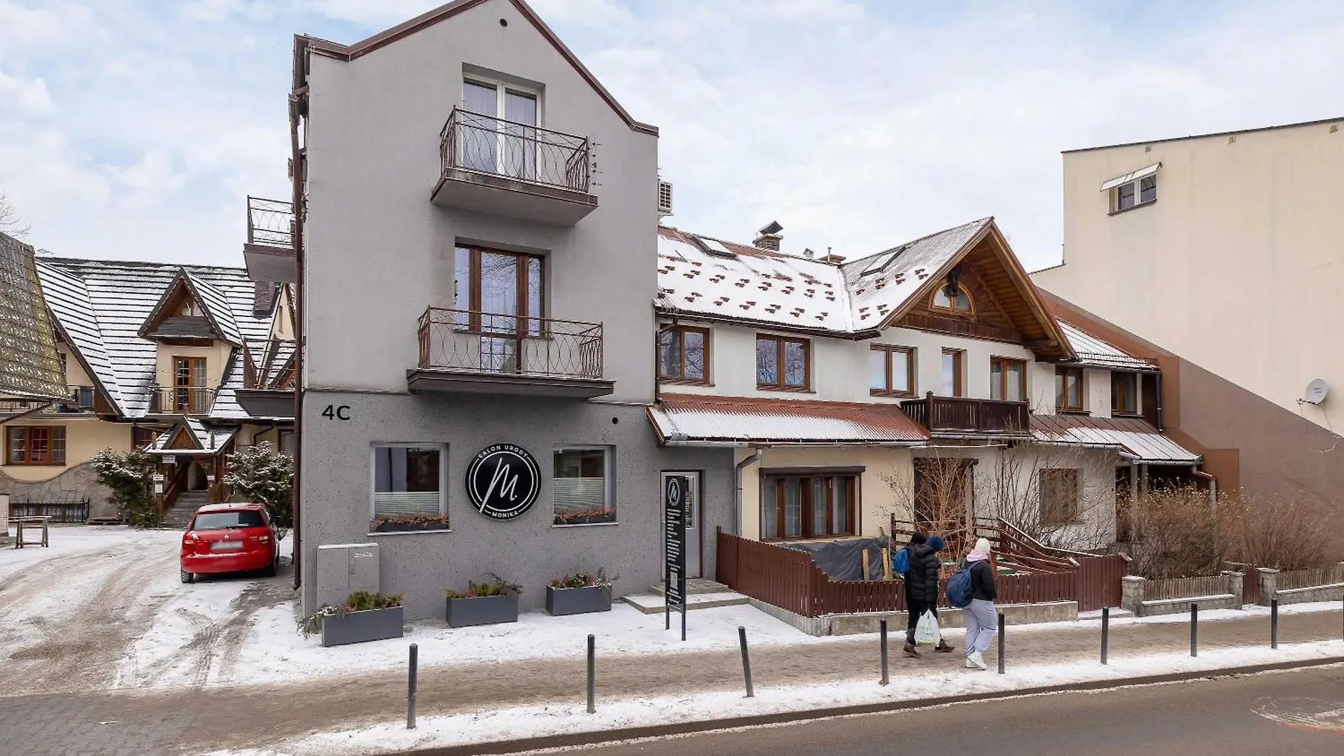 Apartment With Parking Close To The Krupowki By Noclegi Renters Zakopane Polen