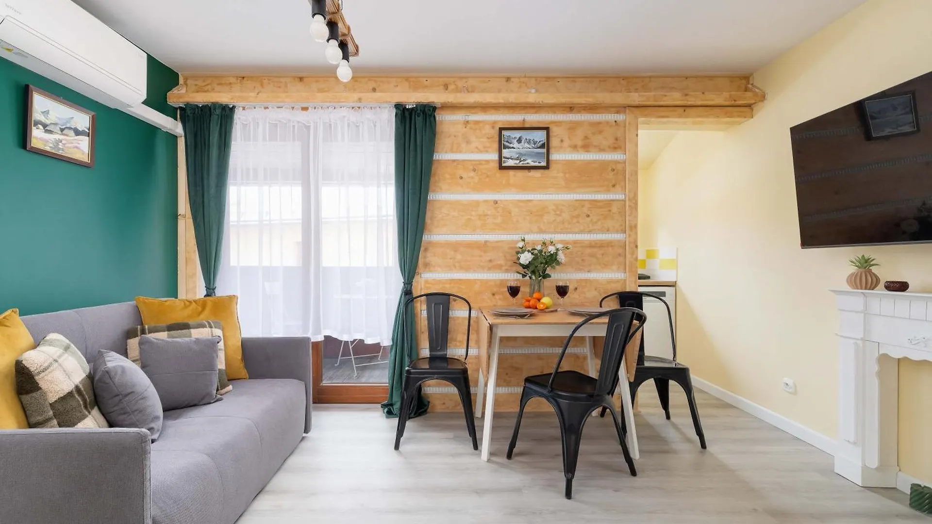 Apartment With Parking Close To The Krupowki By Noclegi Renters Zakopane